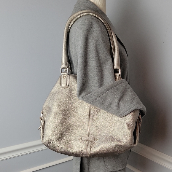 COLE HAAN Metallic Gold Pebble Grain Leather Preppy Designer Hobo Shoulder Bag - Picture 1 of 16